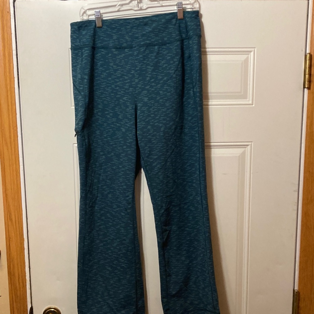 Duluth Trading Company‎ Teal Patterned Pants M